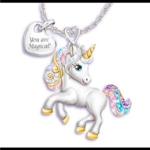 🦄 RHINESTONE UNICORN NECKLACE 🦄